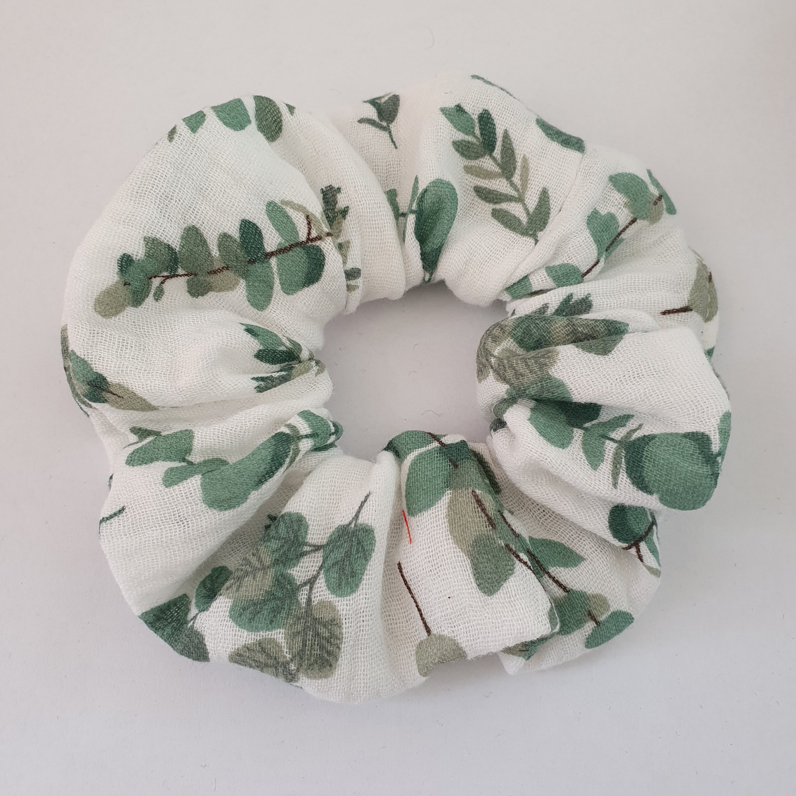 Scrunchie Haarband Haargummi weiß Ranken